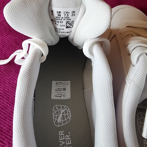 Brand New Women’s White Platform Puma Tennis Shoes – Size 7.5 - Picture 5 of 5
